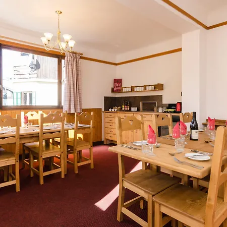 Sylvana Hotel